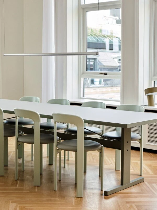 HAY Factor Linear Pendant, Directional 1500, Aluminium - Image 4