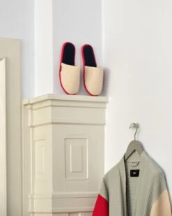 HAY Waffle Slippers, One Size, Cream Multi -Finnishdesignshop 3 Days of Design 2022 Waffle Bathrobe Waffle Slippers