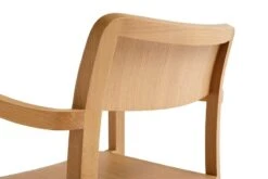 HAY Pastis Armchair, Oak 10 HAY Pastis Armchair, Oak -Finnishdesignshop 891071 Pastis Armchair wb lacquered oak detail