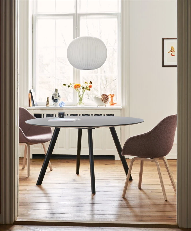 HAY CPH25 Table Round, 140 Cm, Black Lacquered Oak - Black Lino - Image 4