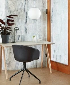 HAY CPH90 Desk, Soaped Oak - Off White Lino -Finnishdesignshop AAC21 black base silk SIL0842 CPH90 Desk off white linoleum Bubble Lamp Ball Marselis Table Lamp black