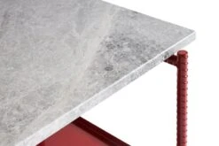 HAY Rebar Side Table, 75 X 44 Cm, Barn Red - Grey Marble -Finnishdesignshop AD130 A391 AK87 Rebar Side Table L75xW44xH55 grey marble tabletop barn red powder coated steel tray and frame detail 01role