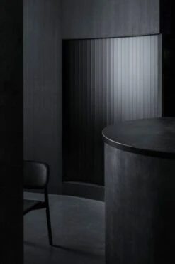 HAY Soft Edge 60 Chair, Soft Black -Finnishdesignshop Burnside Restaurant Tokyo 2021 Soft Edge 60 black 3