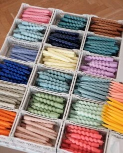 HAY Spiral Candles, Set Of 6, Dark Rose - Dark Peach - L. Rose -Finnishdesignshop Candle Spiral Candle Twist Candle Conical 01 3