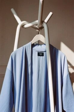 HAY Knit Coat Rack, White -Finnishdesignshop Duo Robe sky blue Knit grey