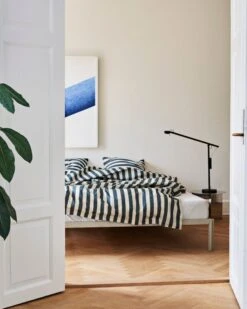 HAY Été Pillowcase, Dark Green 11 HAY Été Pillowcase, Dark Green -Finnishdesignshop Ete dark green Fifty Fifty Table Lamp black Slit Table Round mirror