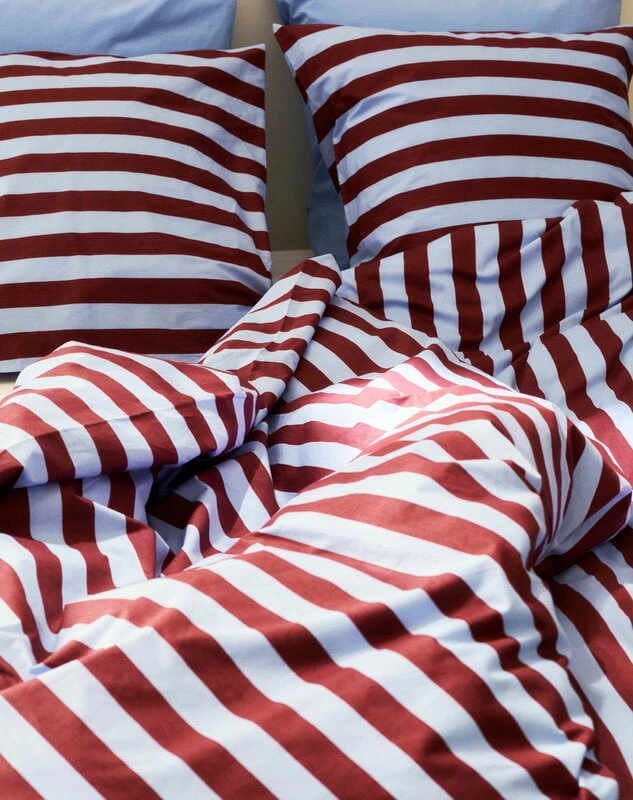 HAY Été Pillowcase, Bordeaux - Sky Blue 5 HAY Été Pillowcase, Bordeaux - Sky Blue - Image 3