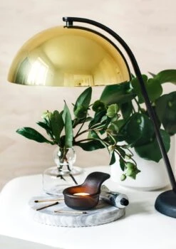 HAY Cloche Table Lamp, Brass 11 HAY Cloche Table Lamp, Brass -Finnishdesignshop Glo1 suvi kesalainen pysty