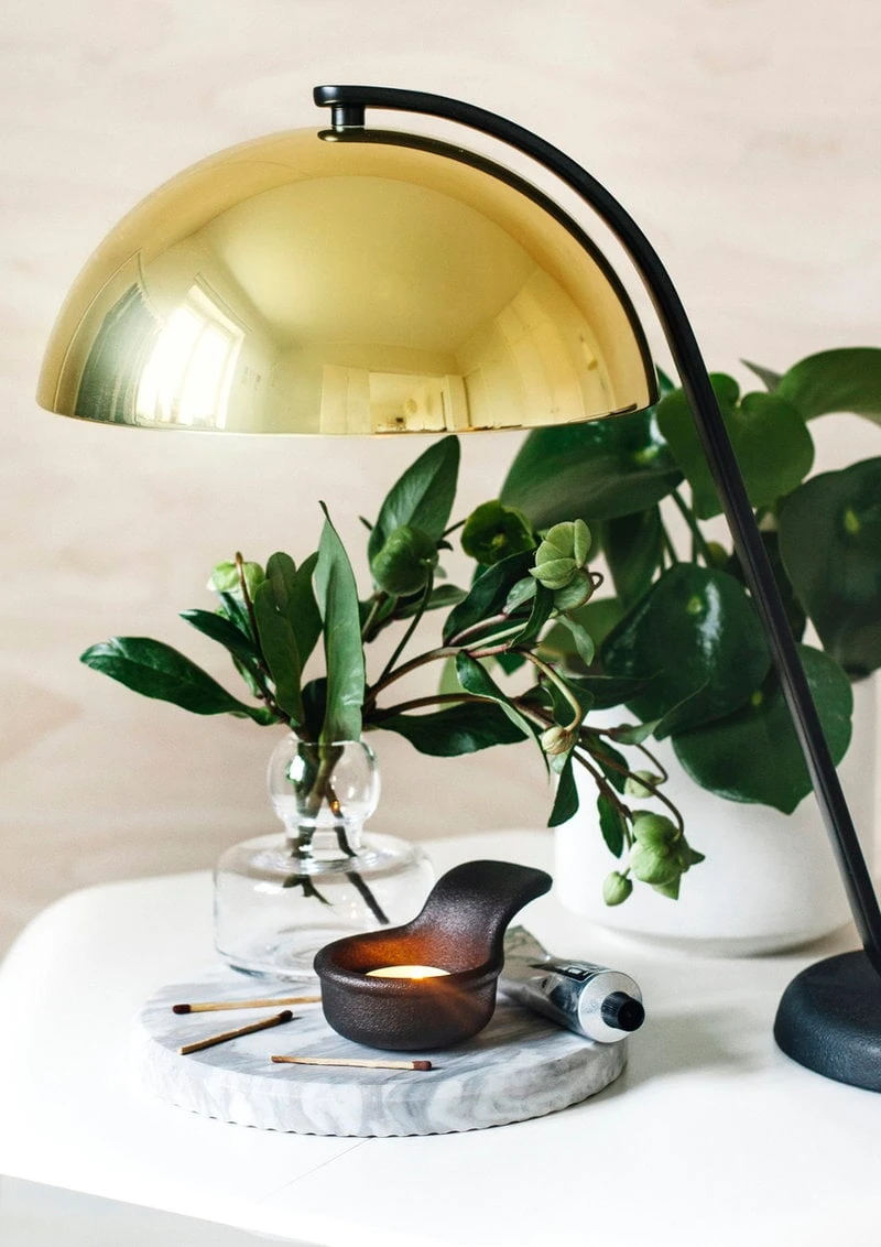 HAY Cloche Table Lamp, Brass 6 HAY Cloche Table Lamp, Brass - Image 4