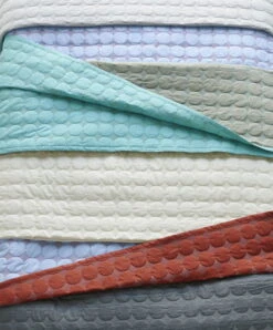 HAY Mega Dot Bed Cover, Light Blue 9 HAY Mega Dot Bed Cover, Light Blue -Finnishdesignshop Mega Dot family