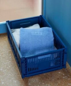 HAY Colour Crate, L, Recycled Plastic, Dark Blue -Finnishdesignshop Mono Bath Towel sky blue Hay Colour Crate dark blue