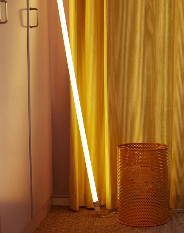 HAY Neon Tube LED Slim, 120 Cm, Yellow 6 HAY Neon Tube LED Slim, 120 Cm, Yellow - Image 4