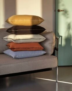 HAY Outline Cushion, 50 X 50 Cm, Sienna -Finnishdesignshop Outline Cushion ice blue sienna off white black mustard 1