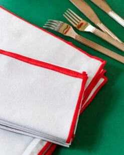 HAY Outline Tablecloth, 140 X 300 Cm, Light Blue -Finnishdesignshop Outline Napkins Set of 4 light blue 2