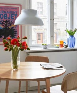 HAY Jug With Blue Handle, S, Amber -Finnishdesignshop PC Pendant M Aluminium Triangle Leg Table oiled oak Soft Edge 12 wood Colour vase transparent Juice Vase blue