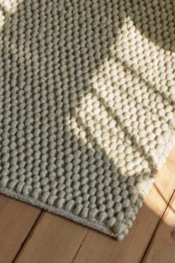 HAY Peas Rug, Soft Grey 13 HAY Peas Rug, Soft Grey -Finnishdesignshop Peas soft grey 01