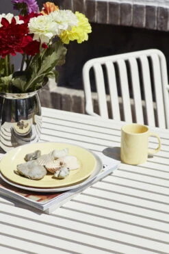HAY Rainbow Plate, Small, Light Yellow 12 HAY Rainbow Plate, Small, Light Yellow -Finnishdesignshop Rainbow Mug light yellow Palissade cream white