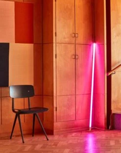 HAY Neon Tube LED Slim, 120 Cm, Pink -Finnishdesignshop Result Chair black wb lacquer oak seat black frame Neon Tube LED pink 1