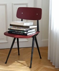 HAY Result Chair, Black - Dark Brick -Finnishdesignshop Result Chair dark brick wb lacquer oak seat and back black base