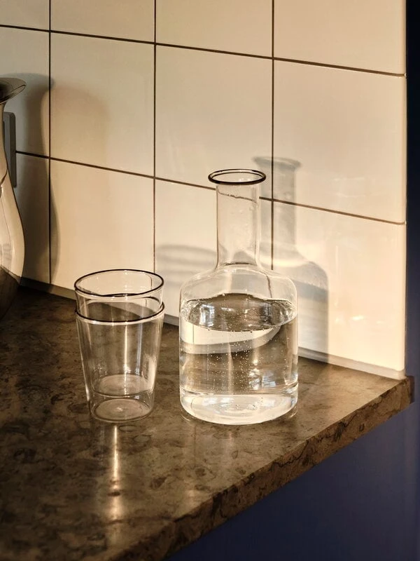 HAY Rim Carafe, Clear - Black Rim - Image 4