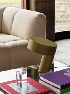 HAY Slant Table Lamp, Khaki -Finnishdesignshop Slant khaki green Quilton Flamiber cream A5