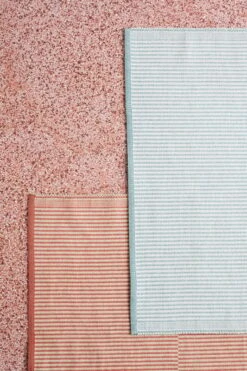 HAY Tapis Rug, Grey -Finnishdesignshop Tapis 140x200 grey red 1