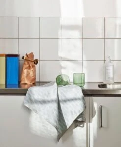 HAY Tin By Sowden, Yellow -Finnishdesignshop Tint Tumbler Set of 2 green Tea Towel SB Set of 2 No 2 marker diamond Tin by Sowden 1